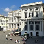 Luminoso Appartamento Nel Cuore Di Genova+Balcone